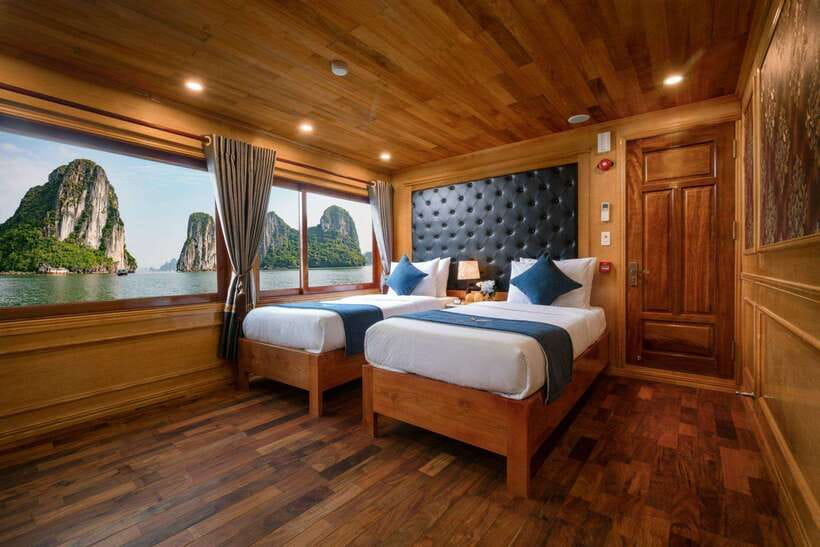 From Hanoi: Ha Long & Lan Ha Bay 2-Day Cruise with Meals - The guides and onboard service