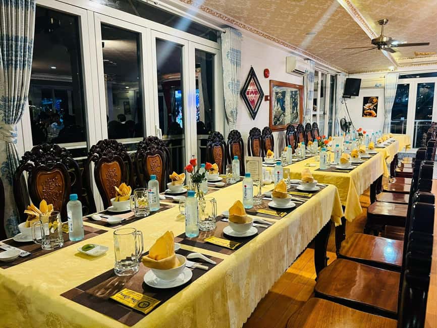 From Ho Chi Minh: Private Dinner Cruise on Saigon River Tour - Live music and cultural performances