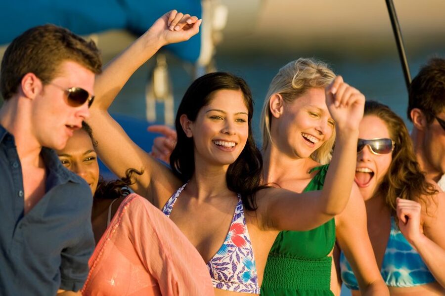 From Ma'alaea: Sunset Dinner Cruise Aboard the Quicksilver - Key points to know before you book