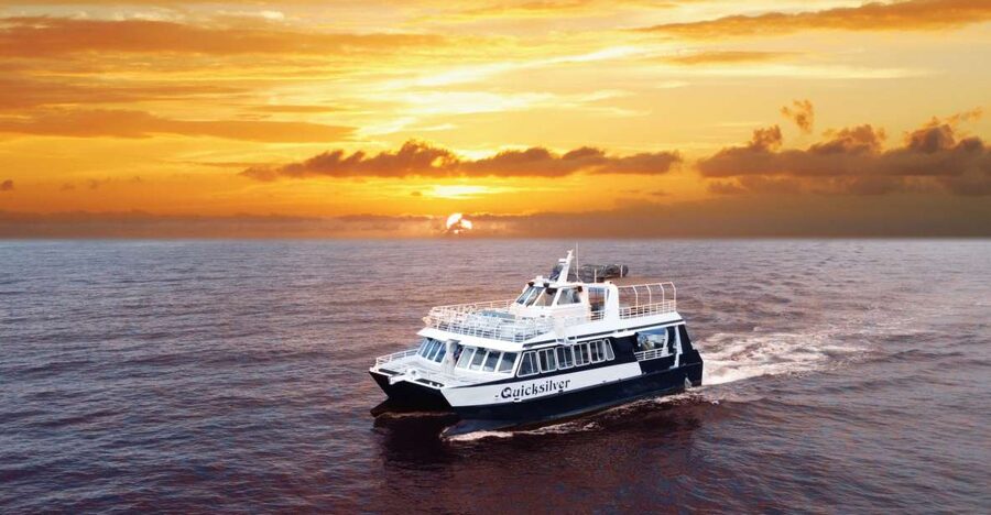 From Ma'alaea: Sunset Dinner Cruise Aboard the Quicksilver - Finding a good seat on the Quicksilver