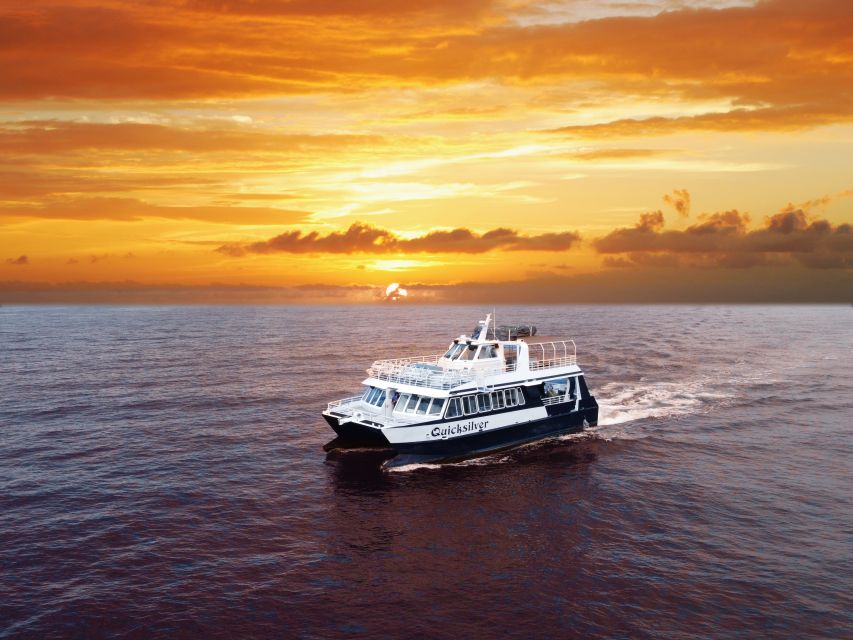 From Ma'alaea: Sunset Dinner Cruise Aboard the Quicksilver - The three-course dinner