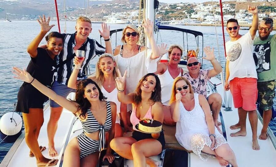 From Mykonos: Delos & Rhenia All-Inclusive Cruise with Lunch - Delos: one hour among Greek ruins