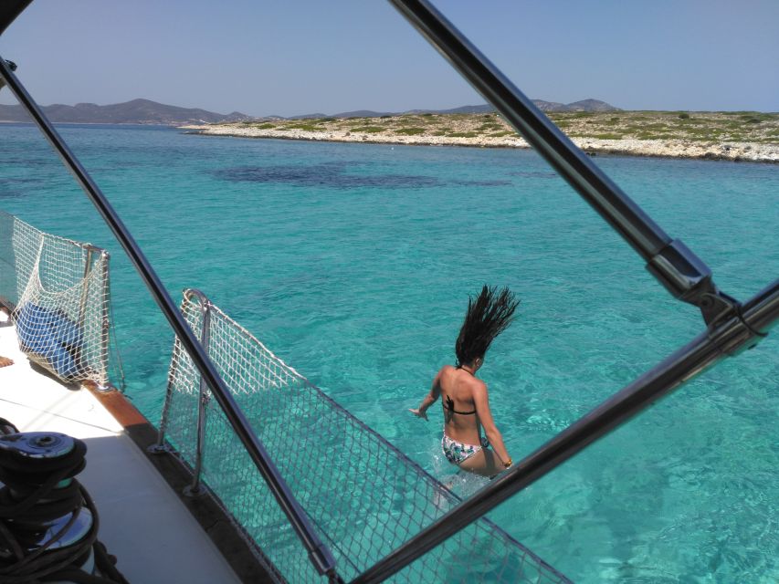 From Paros: Private Sailing Cruise with Lunch and Snorkeling - Despotiko for lunch and a quieter swim