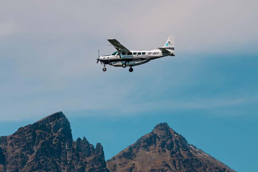 From Queenstown: Milford Sound Flight and Cruise with Lunch - Why the Queenstown to Milford flight is worth considering