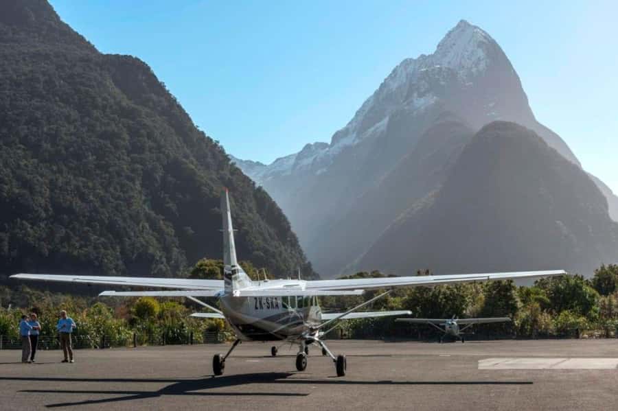 From Queenstown: Milford Sound Flight and Cruise with Lunch - The return flight past Sutherland Falls