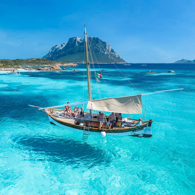 From San Paolo: Tavolara and Molara Island Cruise with Lunch - A classic boat from Porto San Paolo
