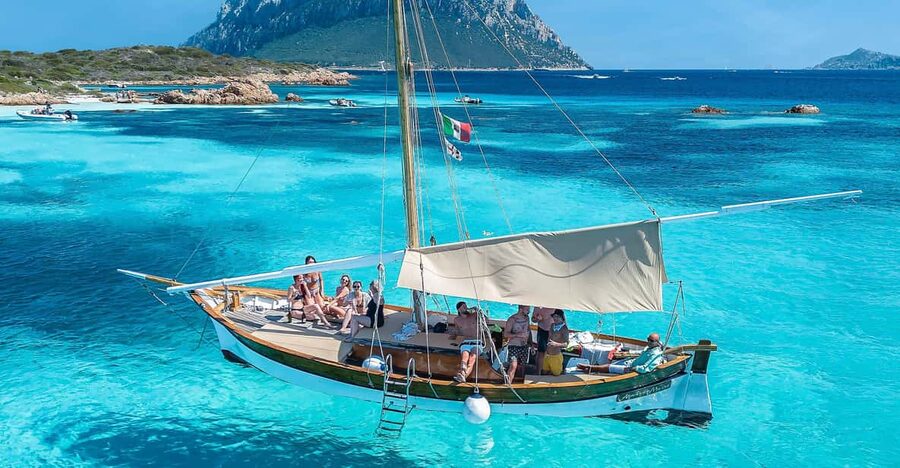 From San Paolo: Tavolara and Molara Island Cruise with Lunch - Quiet coves and a flexible second stop