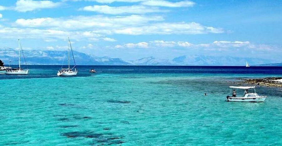 From Split: Islands & Blue Lagoon Cruise with Lunch & Drinks - Key points to know before you book