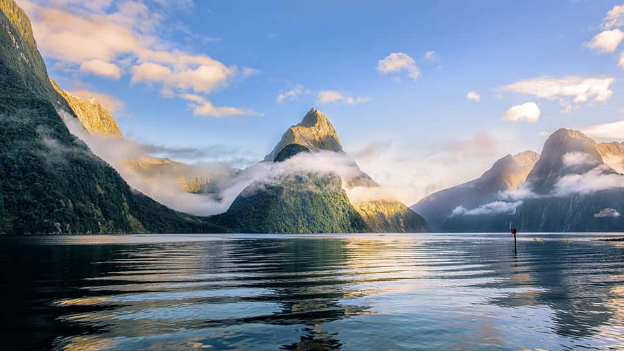 From Te Anau: Milford Sound Small-Group Tour Including Lunch - Eglinton Valley and Mirror Lakes