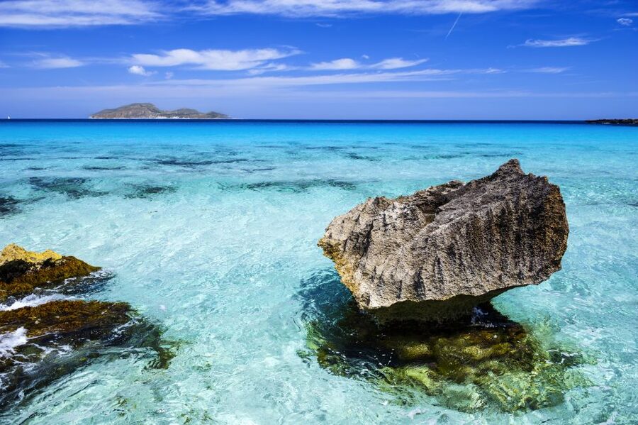 From Trapani: Favignana and Levanzo Mini Cruise with Lunch - Favignana gives you the best use of free time