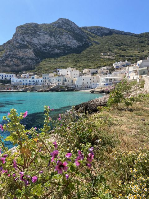 From Trapani: Favignana and Levanzo Mini Cruise with Lunch - Pasta with Trapanese pesto makes lunch easy