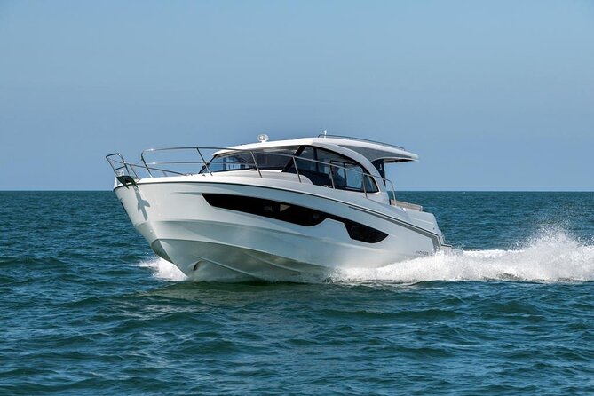 Full day cruise with lunch and aperitif at sunset - Key points at a glance