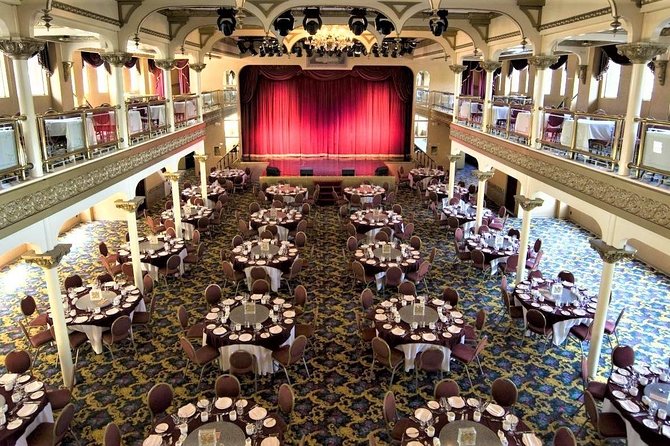 General Jackson Showboat Lunch or Dinner Cruise in Nashville - The Cumberland River views and the downtown skyline