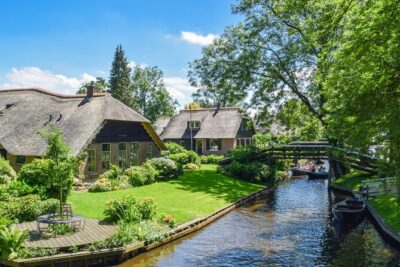 Giethoorn Private Tour with Cruise and Lunch from Amsterdam
