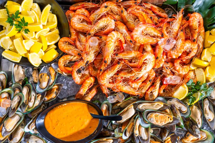 Gold Coast: Sightseeing Cruise with Buffet Lunch - Starting at Appel Park in Surfers Paradise