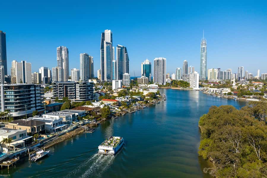 Gold Coast: Sightseeing Cruise with Buffet Lunch - Cruising the Gold Coast Broadwater