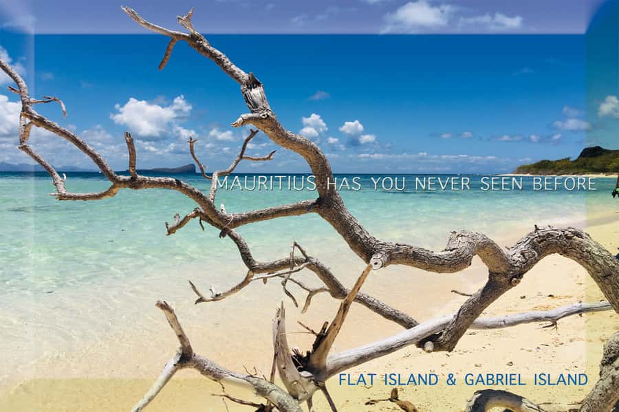 Grand Baie: Catamaran 3 Islands Cruise & Lunch on the Island - What the $70 price really covers