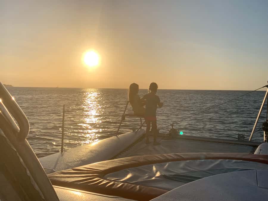 Grand Baie: Private 4-Hour Premium Sunset and Dinner Cruise - Why this cruise works best for a small private group