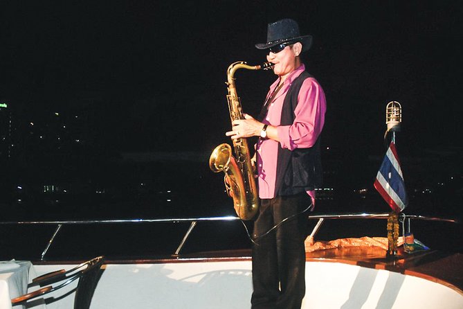 Grand Pearl Dinner Cruise: Dining & Live Performances - What the $51.77 price really covers