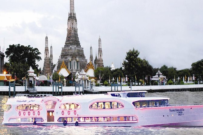 Grand Pearl Dinner Cruise: Dining & Live Performances - Getting to River City Pier before 7:30pm