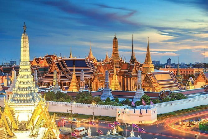 Grand Pearl Luxury Dinner Cruise in Bangkok Admission Ticket (SHA Plus) - Should you book the Grand Pearl?