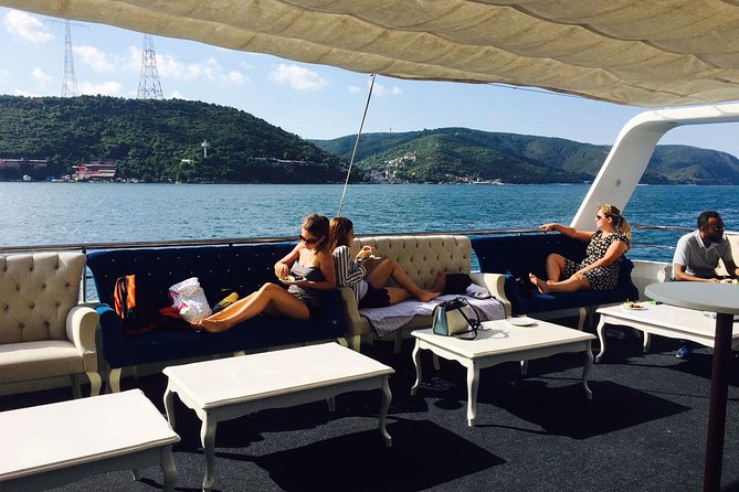 Guided Bosphorus & Black Sea Cruise – 4 Stops from Istanbul - Küçüksu Pavilion on the Asian side