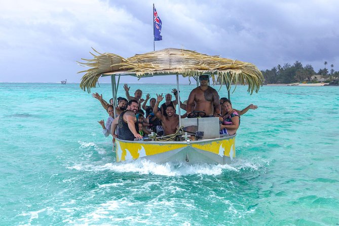 Half-Day Muri Lagoon BBQ Lunch Cruise including Snorkeling - The crew and the tone of the day