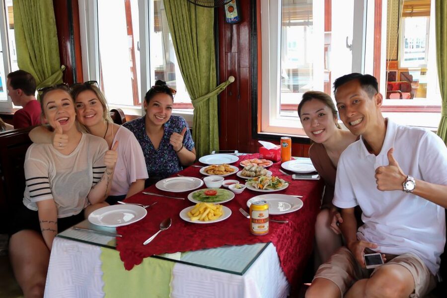 Hanoi: Islands & Caves Ha Long Cruise with Lunch & Kayaking - Kayaking through coves and water tunnels