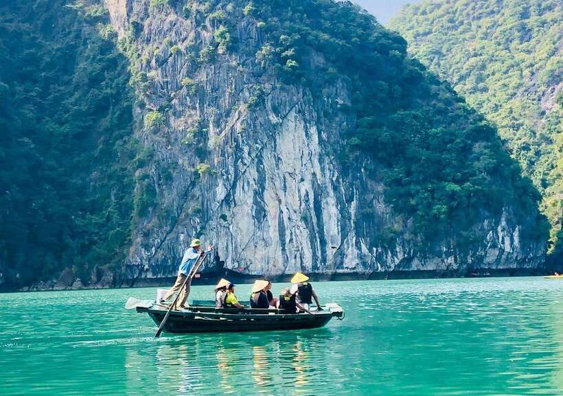 Hanoi: Luxury Lan Ha Bay Jade Sails Cruise with Buffet Lunch - Dark and Bright Caves by bamboo boat