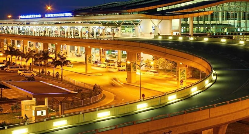 HCM: Night Experience Dinner Cruise on Saigon River - Booking advice and the communication warning