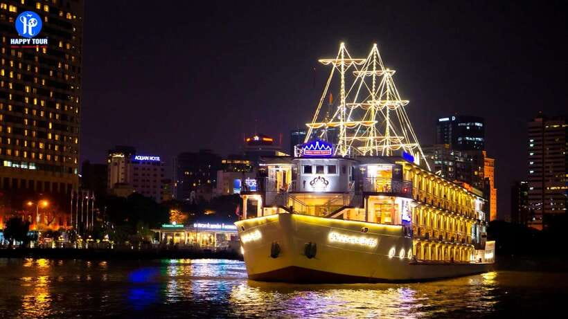HCM: Saigon River Dinner Cruise - Choosing between the car and scooter options