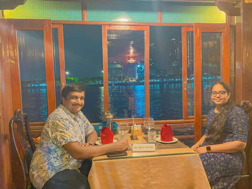 HCM: Saigon River Dinner Cruise - The 6:30 PM pickup needs a little attention