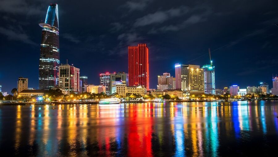 Ho Chi Minh City: Water Puppet Show and Dinner Cruise - Getting there from District 1