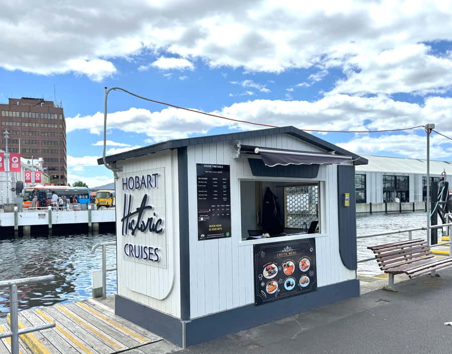 Hobart: Historic Lunch Cruise - A relaxed way to see Hobart from the Derwent