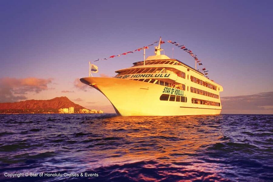 Honolulu: Nova Five Star Sunset Dinner Cruise with Live Jazz - Key points to know before boarding