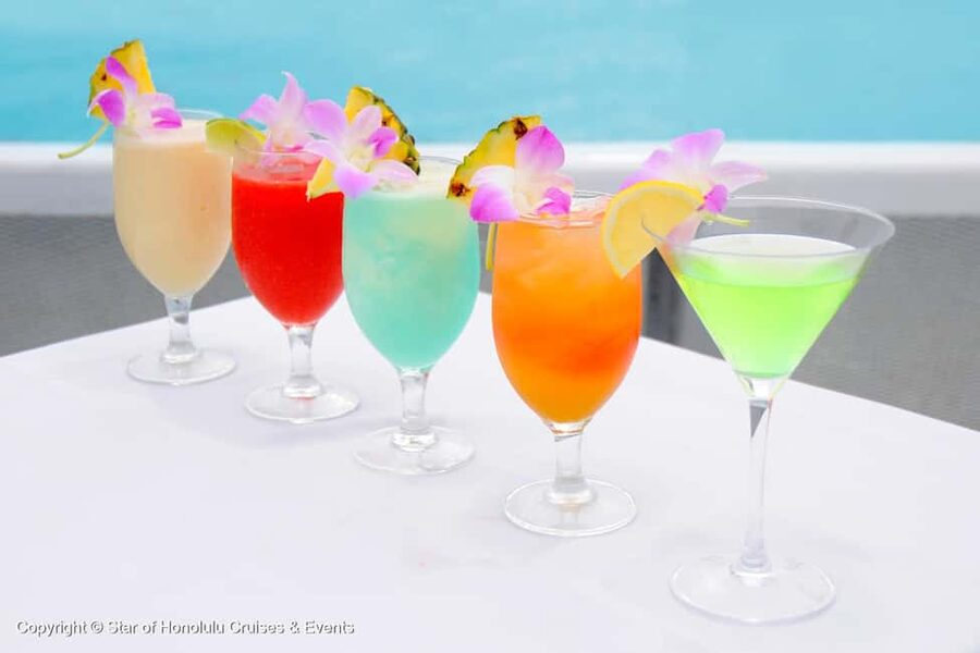 Honolulu: Sunset 5 Course Dinner Cruise with Entertainment - The route from Ala Moana to Diamond Head