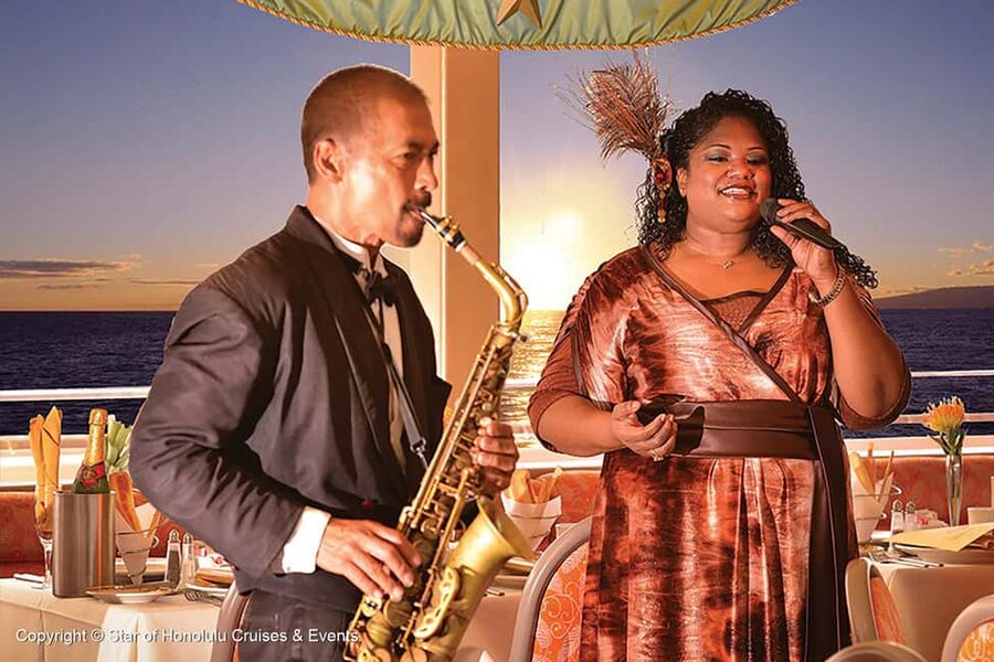 Honolulu: Sunset 5 Course Dinner Cruise with Entertainment - Who will enjoy this evening most