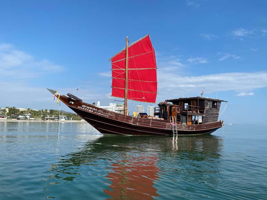 Hua Hin: Siamtara Sunset Sailing Dinner Cruise with Pickup - The Siamtara Pirate Boat Experience