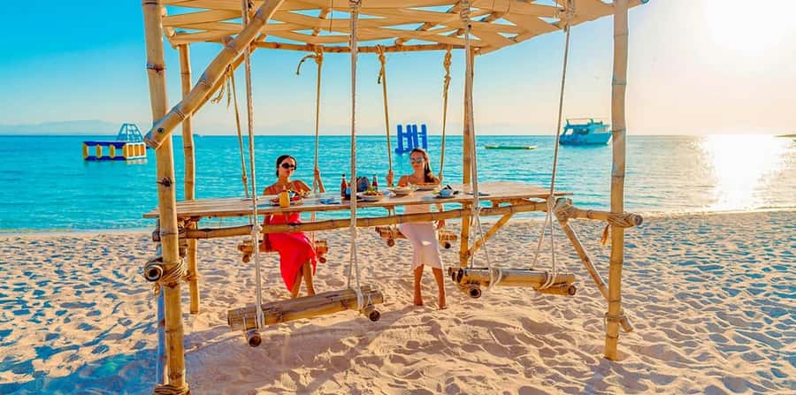 Hurghada: Hula Hula Cruise with Lunch, Massage, & Snorkeling - Key points to know before booking