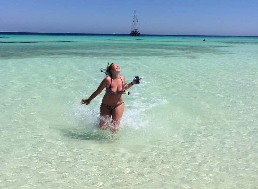 Hurghada: Luxury Orange Bay Cruise with Lunch and Pickup - Booking tips for a smoother day