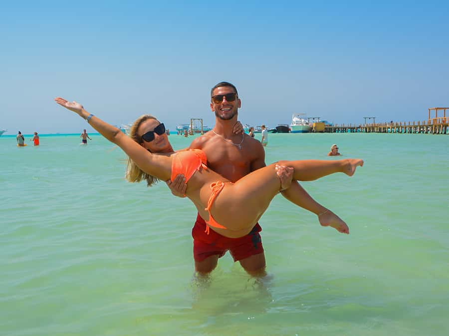 Hurghada: Premium Orange Island Cruise with Lunch & Transfer - What to pack for the Red Sea