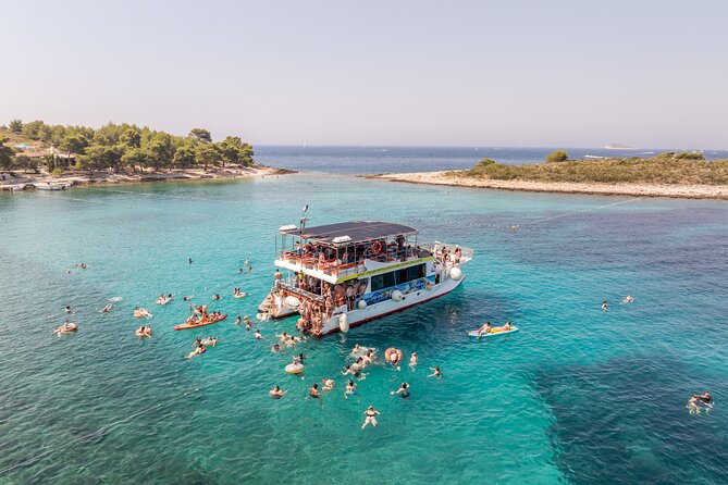 Hvar, Brač & Pakleni islands cruise with lunch & drinks from Split & Trogir - Swimming first at the Pakleni Islands