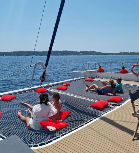 Hyères, Brégançon & Porquerolles : Full-Day cruise with Meal - Who will get the most from this cruise