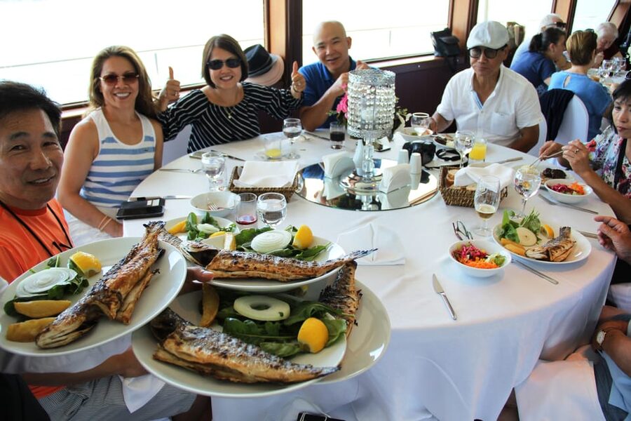 Istanbul: Bosphorus and Black Sea Cruise with Lunch - Arnavutkoy, Bebek, and the European shore
