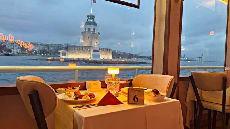 Istanbul: Bosphorus Dinner Cruise & Show with Private Table - Key points to know before booking