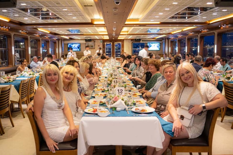Istanbul: Bosphorus Dinner Cruise & Turkish Night Show - Should you book this Istanbul dinner cruise?