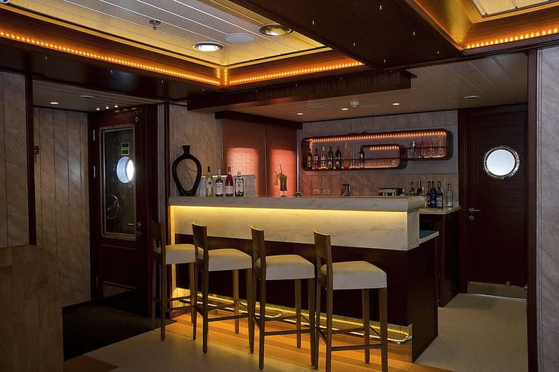 Istanbul: Bosphorus Dinner Cruise & Turkish Night Show - Why the Bosphorus looks best after sunset