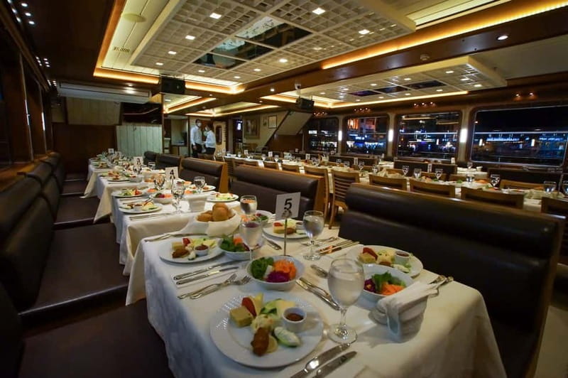 Istanbul: Bosphorus Dinner Cruise & Turkish Night Show - The Bosphorus route, sight by sight