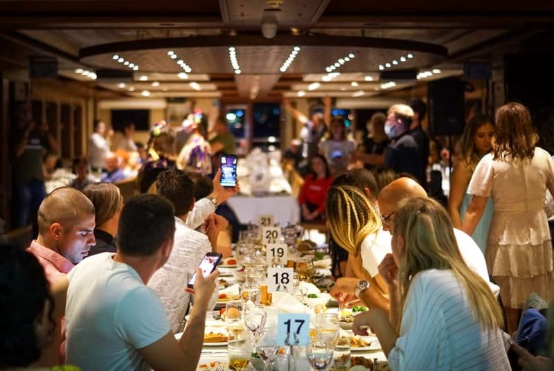 Istanbul: Bosphorus Dinner Cruise & Turkish Night Show - Dinner: generous portions and familiar Turkish flavors