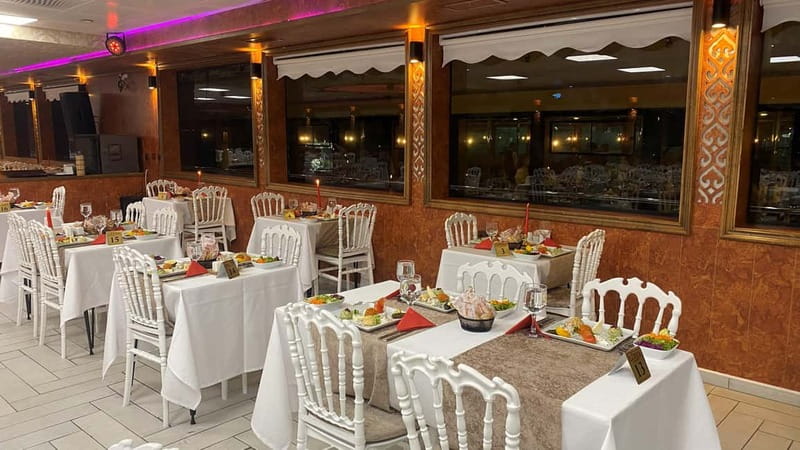 Istanbul: Bosphorus Dinner Cruise with Live Entertainment - Indoor comfort and outdoor views